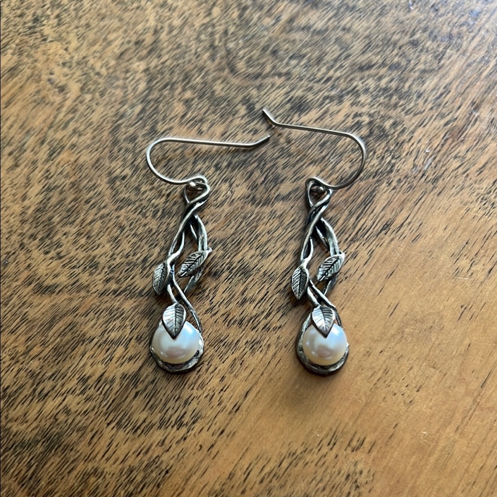 Silver Leaf Authentic Pearl Earrings